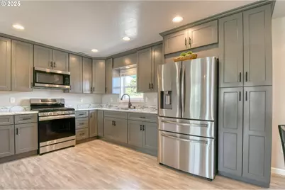 256 NW Jewell Ct, Irrigon, OR 97844 - Photo 14