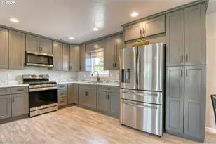 256 NW Jewell Ct, Irrigon, OR 97844 - Photo 14