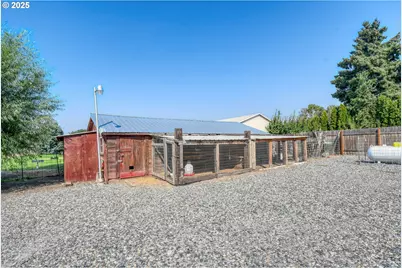 256 NW Jewell Ct, Irrigon, OR 97844 - Photo 34