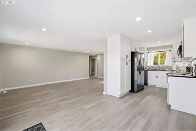 34121 El Manor Ave, Eugene, OR 97405 - Photo 18