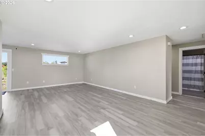 34121 El Manor Ave, Eugene, OR 97405 - Photo 6