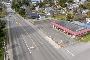 805 Hwy 101, Bandon, OR 97411 - Photo 1