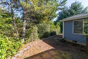 512 Robin Ln, Florence, OR 97439 - Photo 42