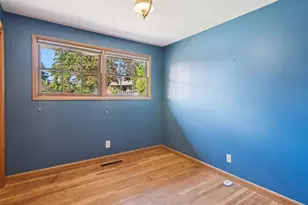 10426 SE Lincoln Ct, Portland, OR 97216 - Photo 22