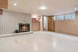 10426 SE Lincoln Ct, Portland, OR 97216 - Photo 24