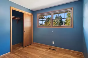 10426 SE Lincoln Ct, Portland, OR 97216 - Photo 22