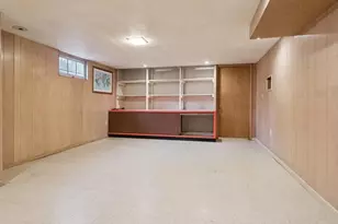 10426 SE Lincoln Ct, Portland, OR 97216 - Photo 26