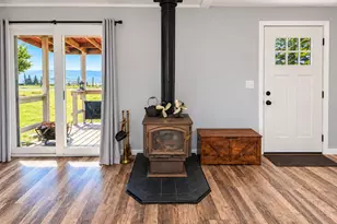 75101 Townsend Rd, Rainier, OR 97048 - Photo 4