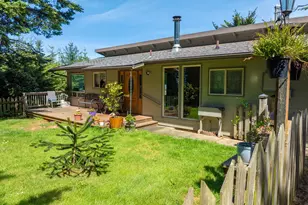 94268 6th St, Gold Beach, OR 97444 - Photo 4