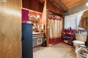 94268 6th St, Gold Beach, OR 97444 - Photo 22