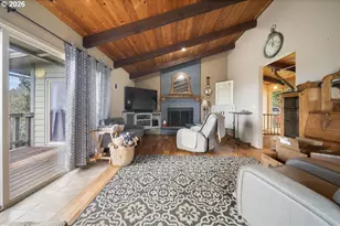 94268 6th St, Gold Beach, OR 97444 - Photo 16