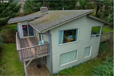 94268 6th St, Gold Beach, OR 97444 - Photo 36