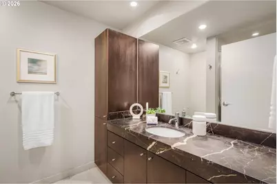 1920 S River Dr #202, Portland, OR 97201 - Photo 34