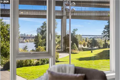 1920 S River Dr #202, Portland, OR 97201 - Photo 18