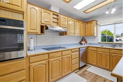 3355 N Delta Hwy #117, Eugene, OR 97408 - Photo 10