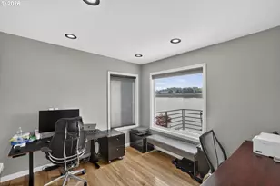 2630 N Hayden Island Dr, Portland, OR 97217 - Photo 32