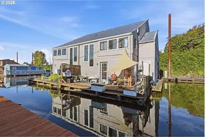 5 W Mill St, Ridgefield, WA 98642 - Photo 2
