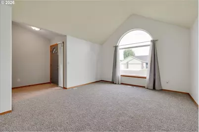 317 SE 9th Ave, Canby, OR 97013 - Photo 4