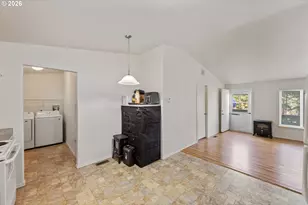 545 Queens Ave, Lakeside, OR 97449 - Photo 8