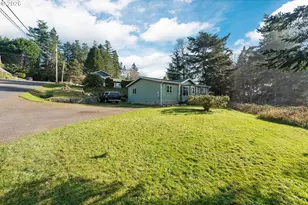 545 Queens Ave, Lakeside, OR 97449 - Photo 1