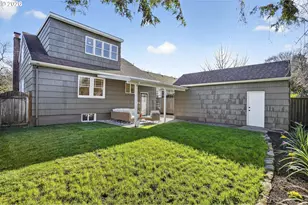 4313 NE Hazelfern Pl, Portland, OR 97213 - Photo 36