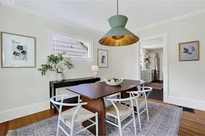 4313 NE Hazelfern Pl, Portland, OR 97213 - Photo 8