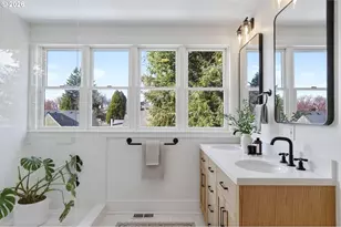 4313 NE Hazelfern Pl, Portland, OR 97213 - Photo 20