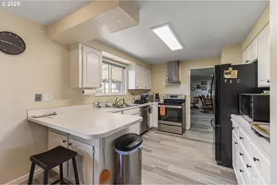 335 W McKenzie Ave, Hermiston, OR 97838 - Photo 16