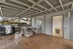 265 SE Grape Ave, Winston, OR 97496 - Photo 14