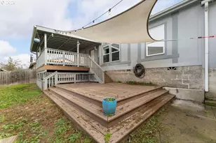 265 SE Grape Ave, Winston, OR 97496 - Photo 18