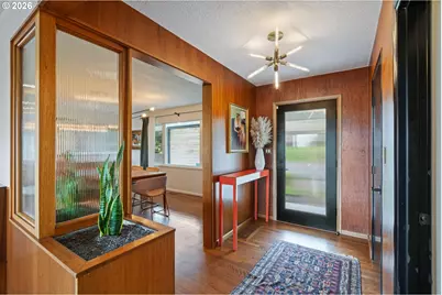 8110 SW Valley View Dr, Portland, OR 97225 - Photo 4