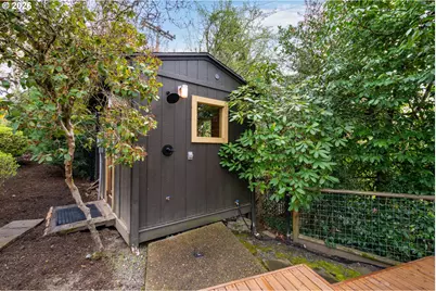 8110 SW Valley View Dr, Portland, OR 97225 - Photo 42