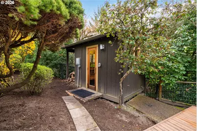 8110 SW Valley View Dr, Portland, OR 97225 - Photo 40