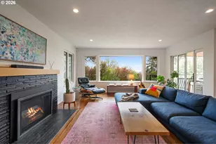 8110 SW Valley View Dr, Portland, OR 97225 - Photo 4