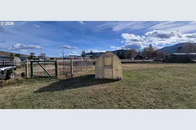 70724 Bear Creek Rd, Wallowa, OR 97885 - Photo 32