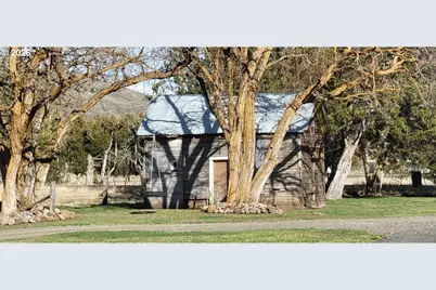 70724 Bear Creek Rd, Wallowa, OR 97885 - Photo 26