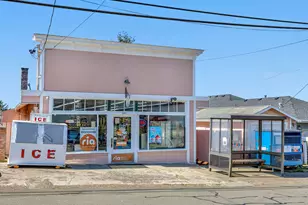 690 Alameda Ave, Astoria, OR 97103 - Photo 1