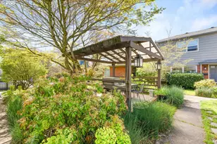 611 NE Church St, Portland, OR 97211 - Photo 32