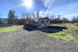 92020 Maple Ln, Springfield, OR 97478 - Photo 4