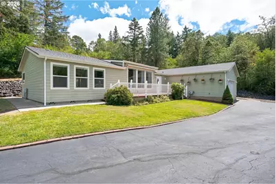 2135 Southside Rd, Sutherlin, OR 97479 - Photo 6