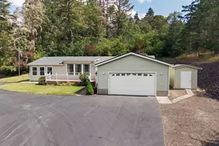 2135 Southside Rd, Sutherlin, OR 97479 - Photo 4