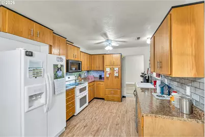 3006 NE 127th Ave, Vancouver, WA 98682 - Photo 10