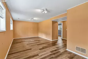 17325 NE Irving St, Portland, OR 97230 - Photo 16