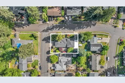 17325 NE Irving St, Portland, OR 97230 - Photo 44