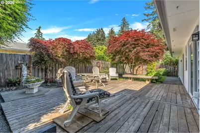 17325 NE Irving St, Portland, OR 97230 - Photo 32