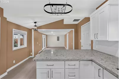 875 SE 66th Way, Hillsboro, OR 97123 - Photo 18