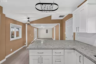 875 SE 66th Way, Hillsboro, OR 97123 - Photo 18