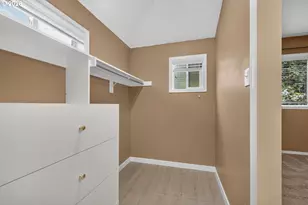 875 SE 66th Way, Hillsboro, OR 97123 - Photo 24