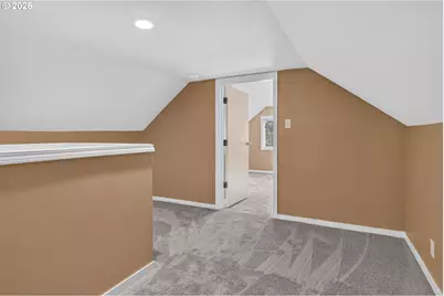 875 SE 66th Way, Hillsboro, OR 97123 - Photo 36