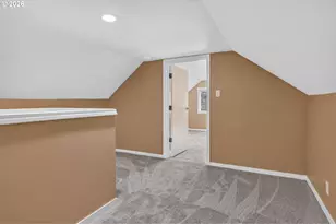 875 SE 66th Way, Hillsboro, OR 97123 - Photo 36